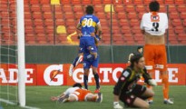 Barnechea dio el primer paso para llegar al fútbol grande. Tiene que mantener ahora la ventaja en El Salvador.