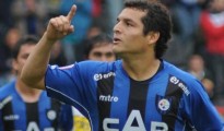 Manuel Villalobos fue uno de los anotadores de Huachipato. Los de la usina ahora esperan al ganador de Colo Colo y Huachipato.