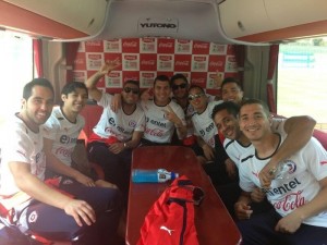 Los jugadores nacionales  viajaron a Perú con muy buen ánimo tal como lo demuestra esta foto subida por Millar en su cuenta de twitter (@chinomillar14)