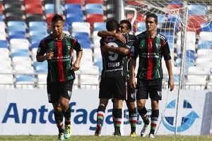 Palestino deberá vencer por dos goles a Magallanes si quiere forzar los penales.