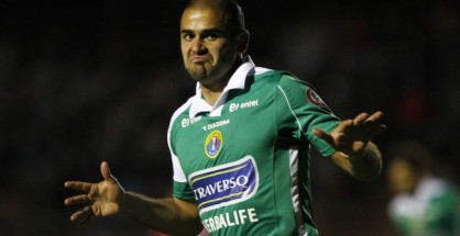 Sebastián Sáez anotó tres goles pero no le bastó a Audax para ganar.