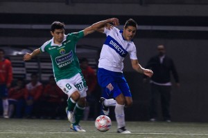 La UC le ganó a Audax y sigue como líder del torneo.