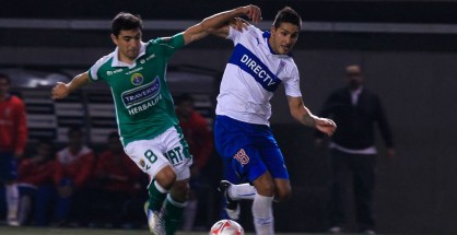 La UC le ganó a Audax y sigue como líder del torneo.