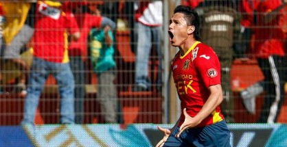 Gustavo Canales anotó los tres goles que le dieron la victoria a Unión.