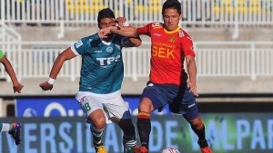 Unión le ganó a Wanderers y retomó el liderato del torneo.