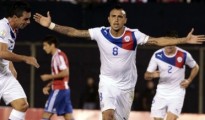 Vidal cumplió con la Roja. Ante Paraguay jugó un partidazo.