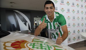 El mediocampista de quite quiere consolidarse en el Betis