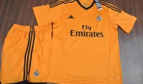 El nuevo uniforme será usado en la Champions League.