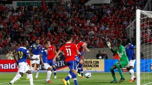 Chile le ganó a Ecuador y timbró los pasajes al Mundial de Brasil 2014.