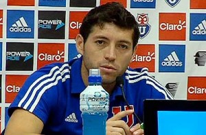 José Rojas indica que está concentrado primero en Cruzeiro antes que en Colo Colo