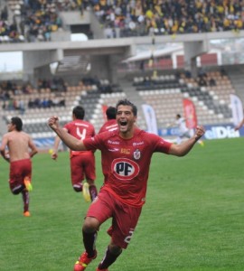 Celebra Domeneghini, el goleador de La serena