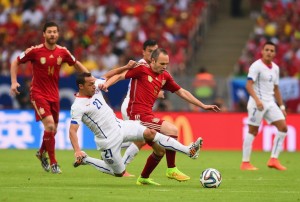 Marcelo Díaz no tiene nada que envidiarle al mejor Iniesta. Carepato es clave en el mediocampo chileno.