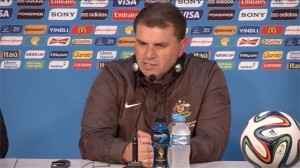 Ange Postecoglou señaló que "Chile empezó muy fuerte y ahí nos sacó la diferencia". 