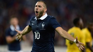 Benzema fue el goleador y la figura de Francia en su último apronte