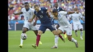 Francia le pasó por encima a Honduras con gran actuación de Benzema.