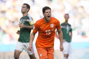 Huntelaar marcó el penal decisivo y desató la locura entre los holandeses. 