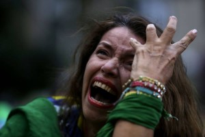 Después del 4-0 de Alemania, los hinchas de Brasil estallaron en llanto.