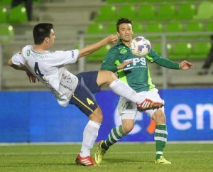 El Pájaro anotó dos de los tres goles de Santiago Wanderers a Barnecha.