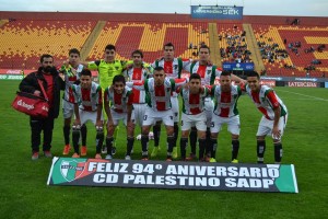 Palestino consta de varios jugadores jóvenes en el equipo titular.