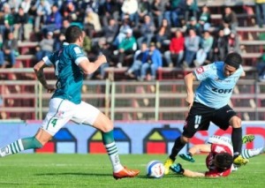 Wanderers venció como local a Iquique y sigue metido en posiciones de avanzada.