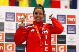 Paula Silva al momento de ganar su medalla en Santiago 2014. Agradeció públicamente a Alexi por su triunfo.