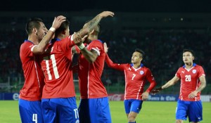 Charles Aránguiz y Arturo Vidal anotaron para Chile.