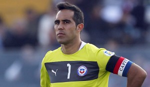 Claudio Bravo llegó a una solución por el tema de los premios. 