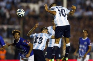 Centurión anotó el tanto con el que Racing se consagró campeón.