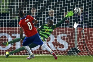 Vidal anotó el gol que relajó a Chile. Vargas puso la sentencia.