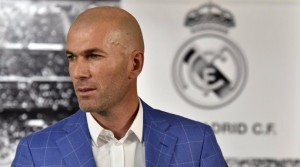 Zizou es el reemplazante de Rafa Benítez.