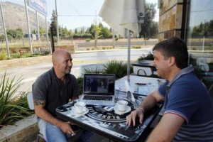 Sampaoli durante la entrevista con Clarín. El trasandino espera un partido electrizante entre Chile y Argentina.