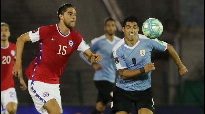 chile_uruguay_sierralta_luis_suarez_penal