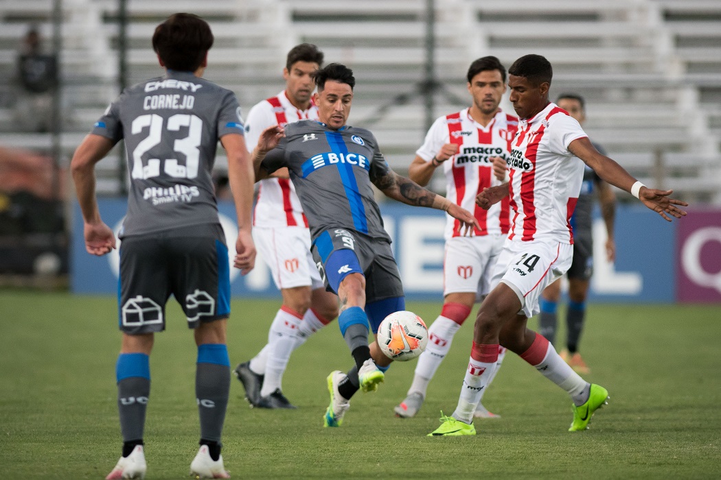 zampedri u catolica river plate