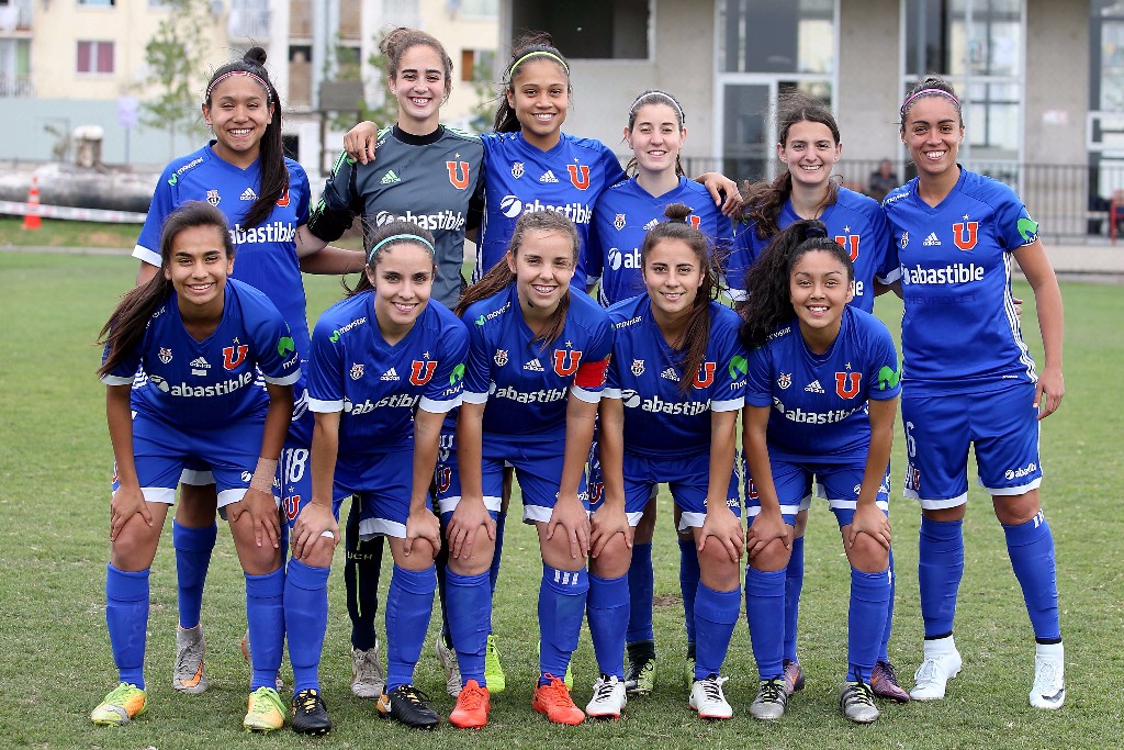 universidad de chile femenino