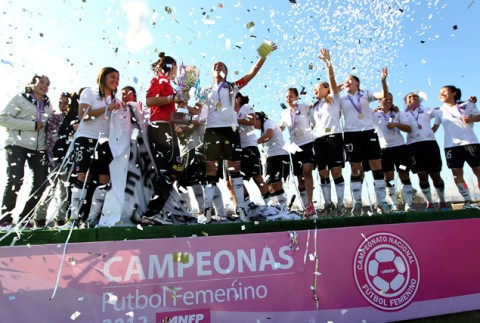 COLO COLO FEM CAMPEON