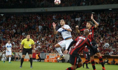 La UC consiguió como visita un excelente empate ante Atlético Paranaense