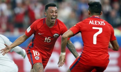 Martín Rodríguez celebra su gol ante Australia. Chile se medirá ahora ante Portugal de Cristian Ronaldo.