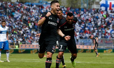 Opazo celebra su polémico gol que le dio el triunfo a Colo Colo.
