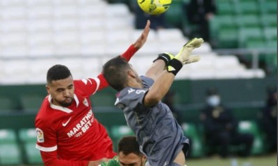 claudio bravo betis sevilla