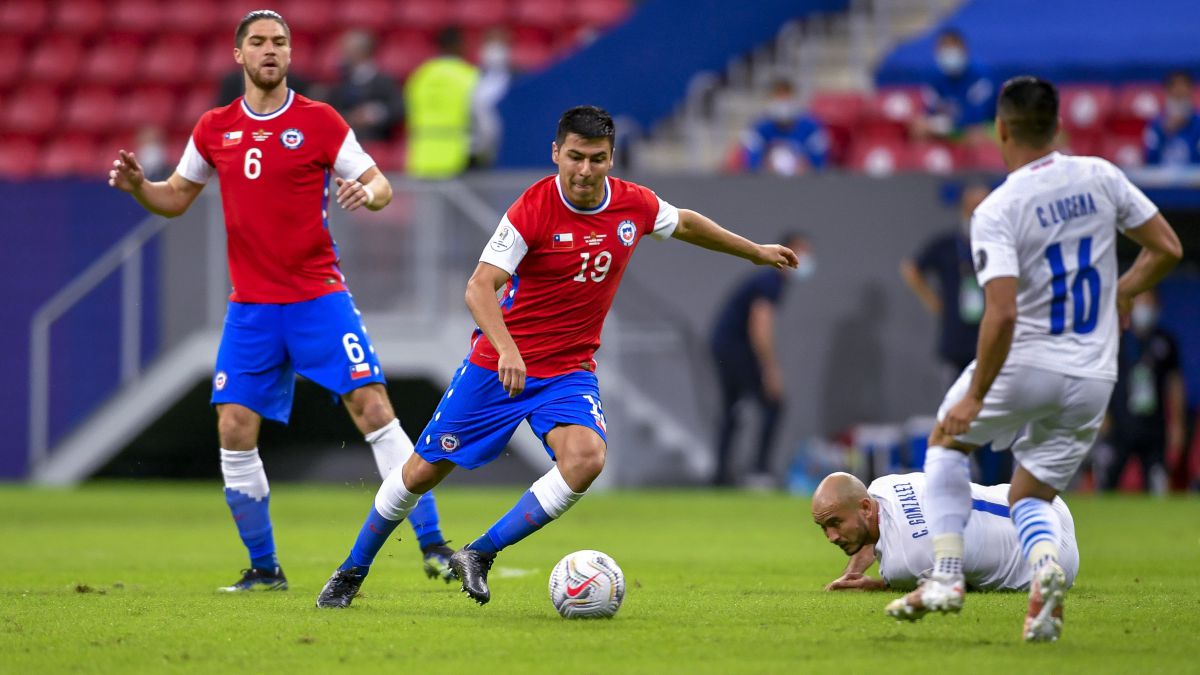 chile seleccion chilena sierralta alarcon paraguay