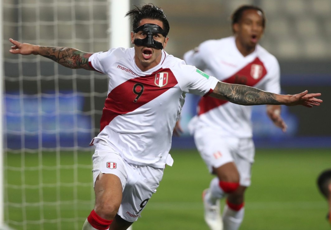 lapadula gol peru