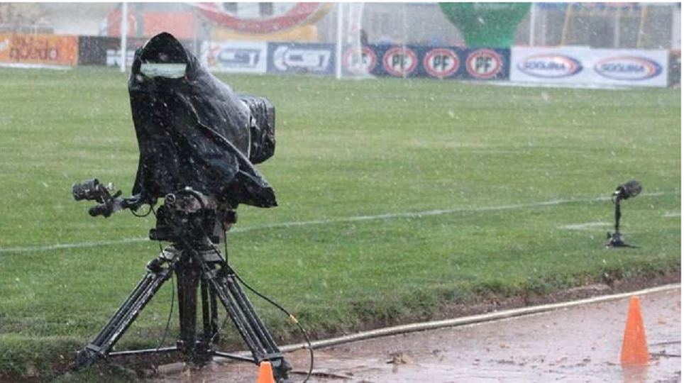 futbol lluvia