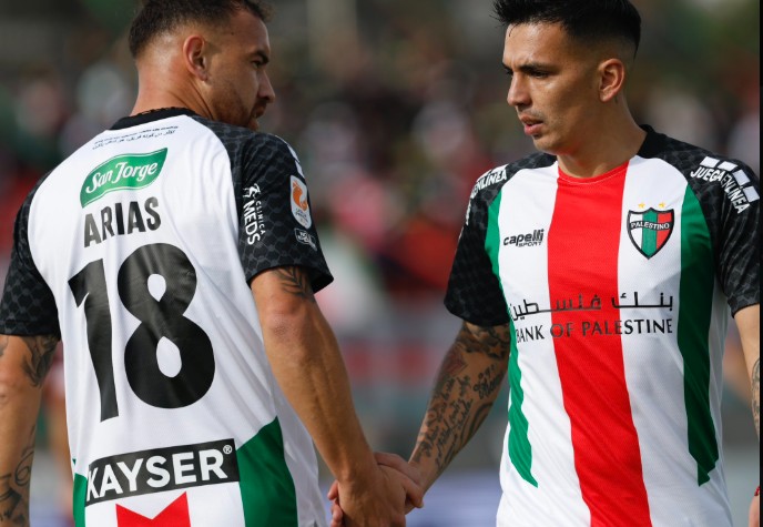 Palestino arias abrigo