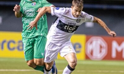 Como hace poco hubo que atrasar los relojes, Audax Italiano dio la hora en La Florida (videos del 0-2 ante Olimpia)