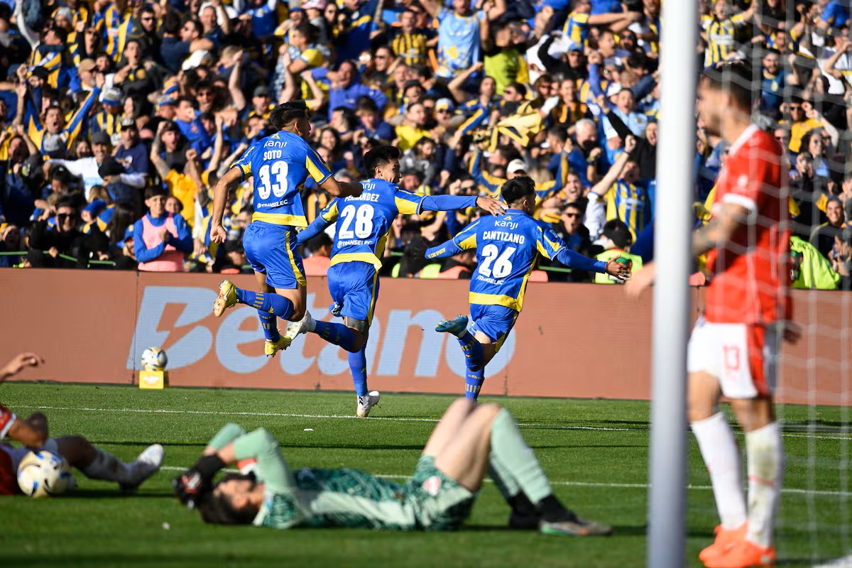 gol rosario central le gano independiente