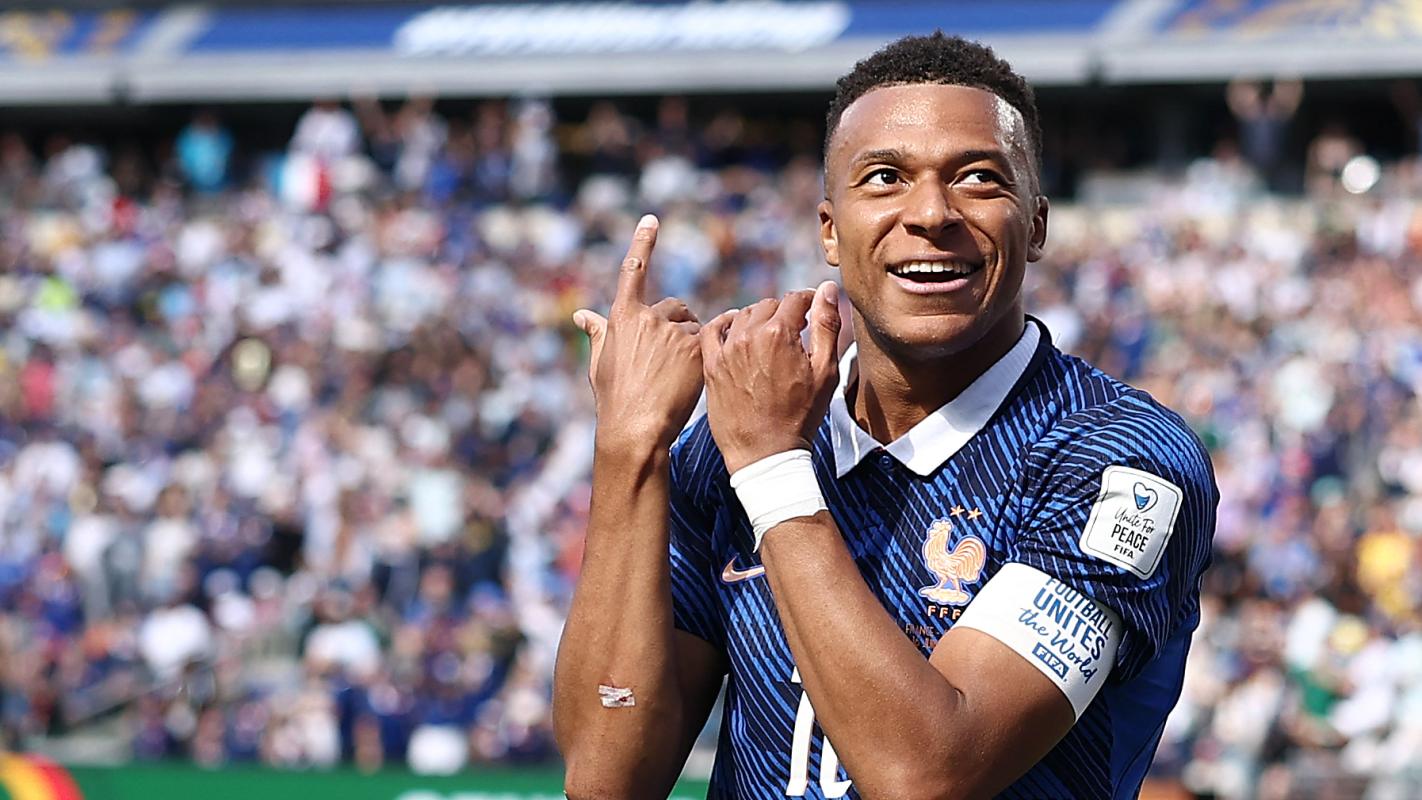 Mbappé se refirió al duelo con Messi por el récord de goleador histórico de los Mundiales 3 mbappe gol francia