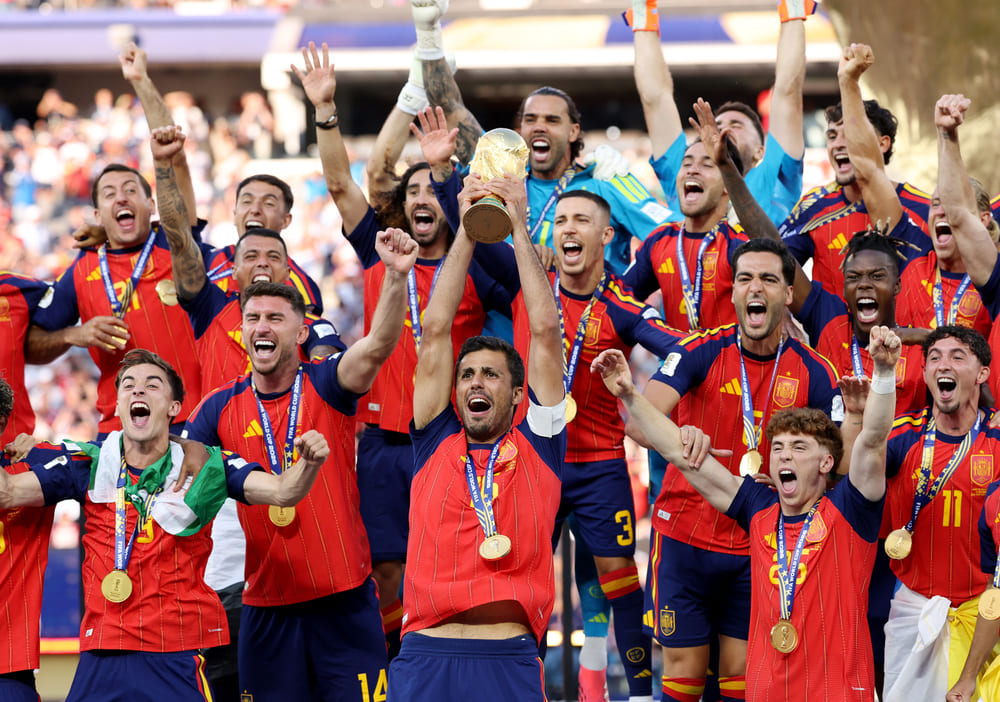 España es leyenda con la mejor racha de la historia: 38 partidos invicta 3 España es el campeón del Mundo 2026 venció a Argentina en la final.
