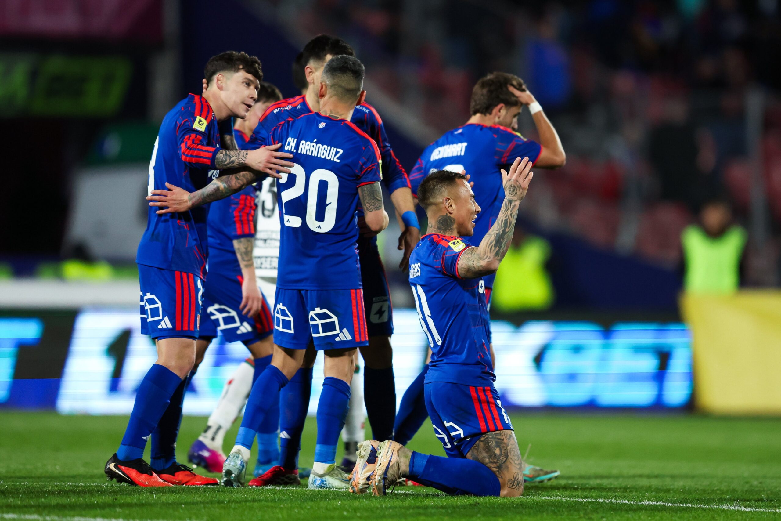 vargas gol universidad de chile scaled