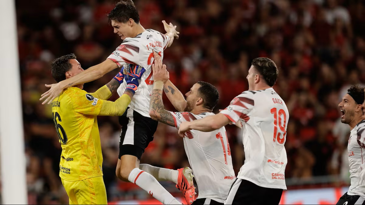 fernando muslera el gran heroe de estudiantes de la plata